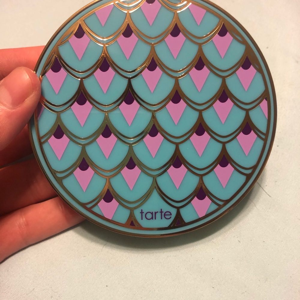BNIB Tarte Pallet
